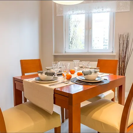 Chmielna Warsaw Cental Station P&O Serviced Apartments Zewnętrze zdjęcie