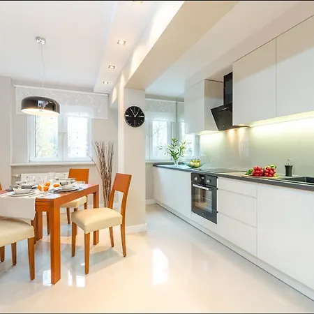 Chmielna Warsaw Cental Station P&O Serviced Apartments Zewnętrze zdjęcie