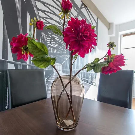 Chmielna Warsaw Cental Station P&O Serviced Apartments Zewnętrze zdjęcie
