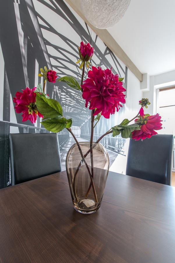 Apartment Chmielna Cental Station P&o Serviced